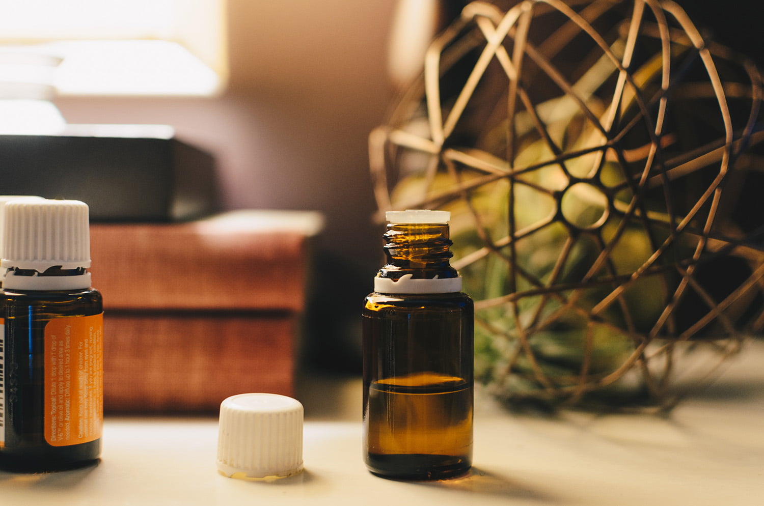 Your Easy Guide to Essential Oil Diffusers: Nebulizing or