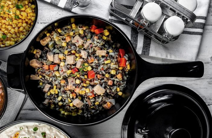 The Benefits of Ceramic Cookware And Why Even Cast Iron